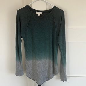 Womens treasure and bond long sleeve size M